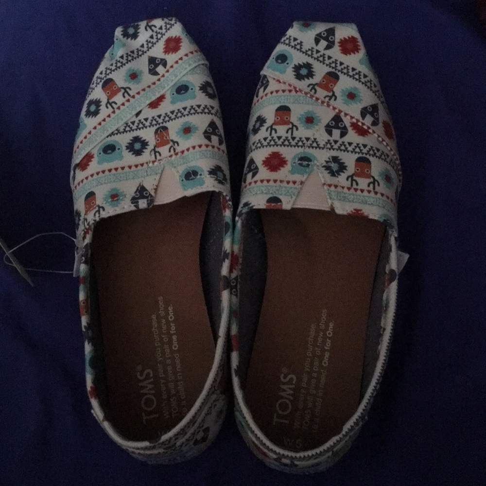 NIB Toms Woman’s Classic Slip On